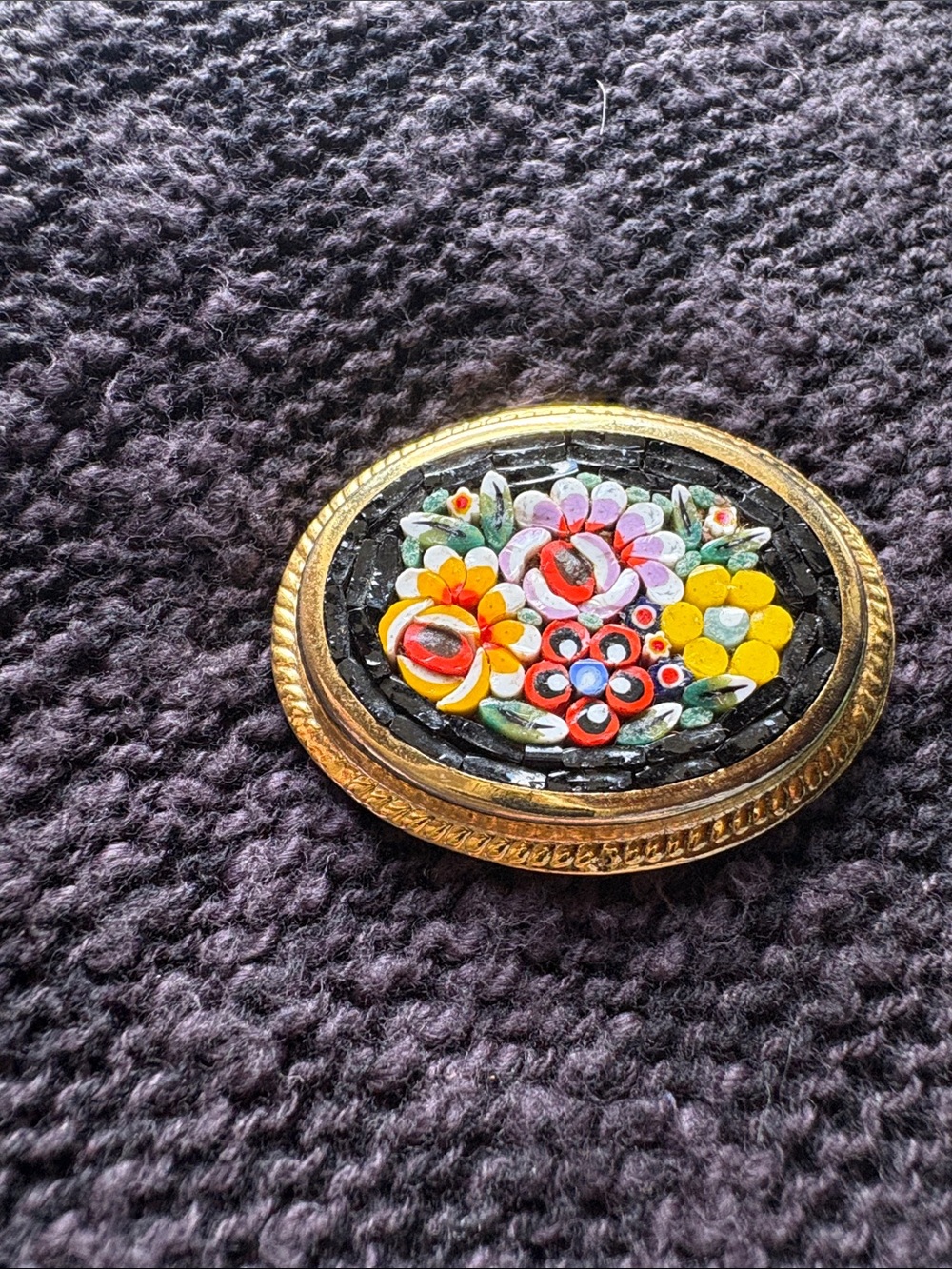 Vintage Floral Micro-Mosaic Brooch in Gold with Multicolor Flowers